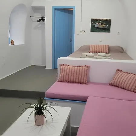 Kamaraki Aroniadika Apartment Kythira Town Exterior photo